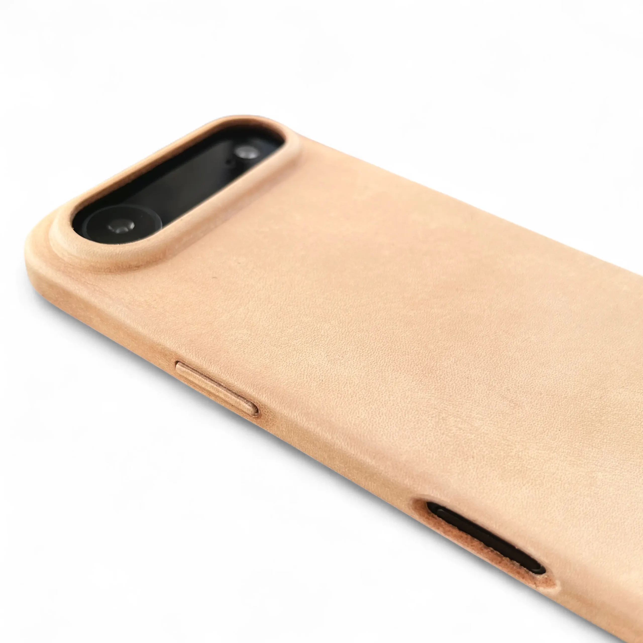 BridleBlack Handcrafted iPhone Leather Case – Premium Full-Grain Leather with MagSafe - Image 7