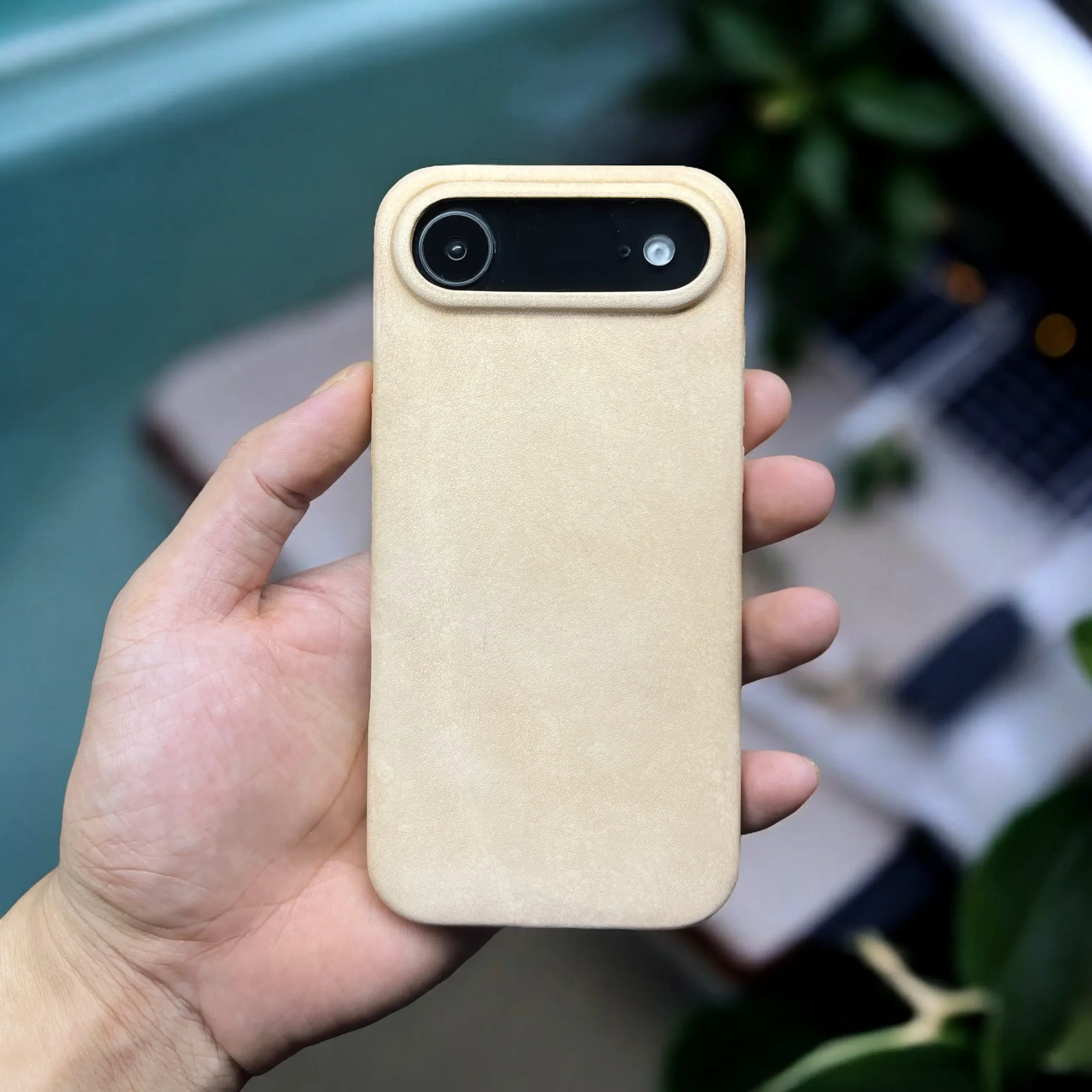 BridleBlack Handcrafted iPhone Leather Case – Premium Full-Grain Leather with MagSafe - Image 8