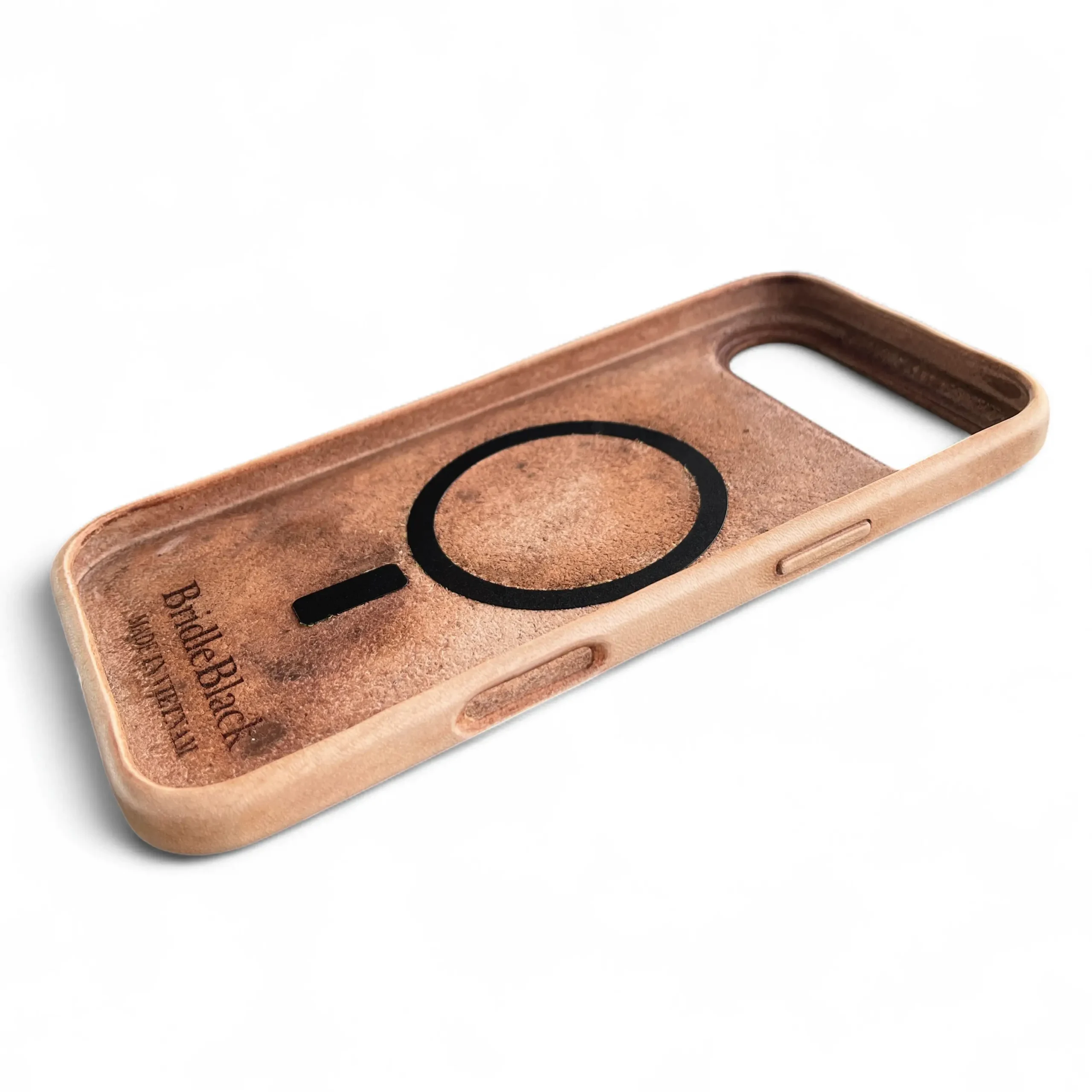 BridleBlack Handcrafted iPhone Leather Case – Premium Full-Grain Leather with MagSafe - Image 2